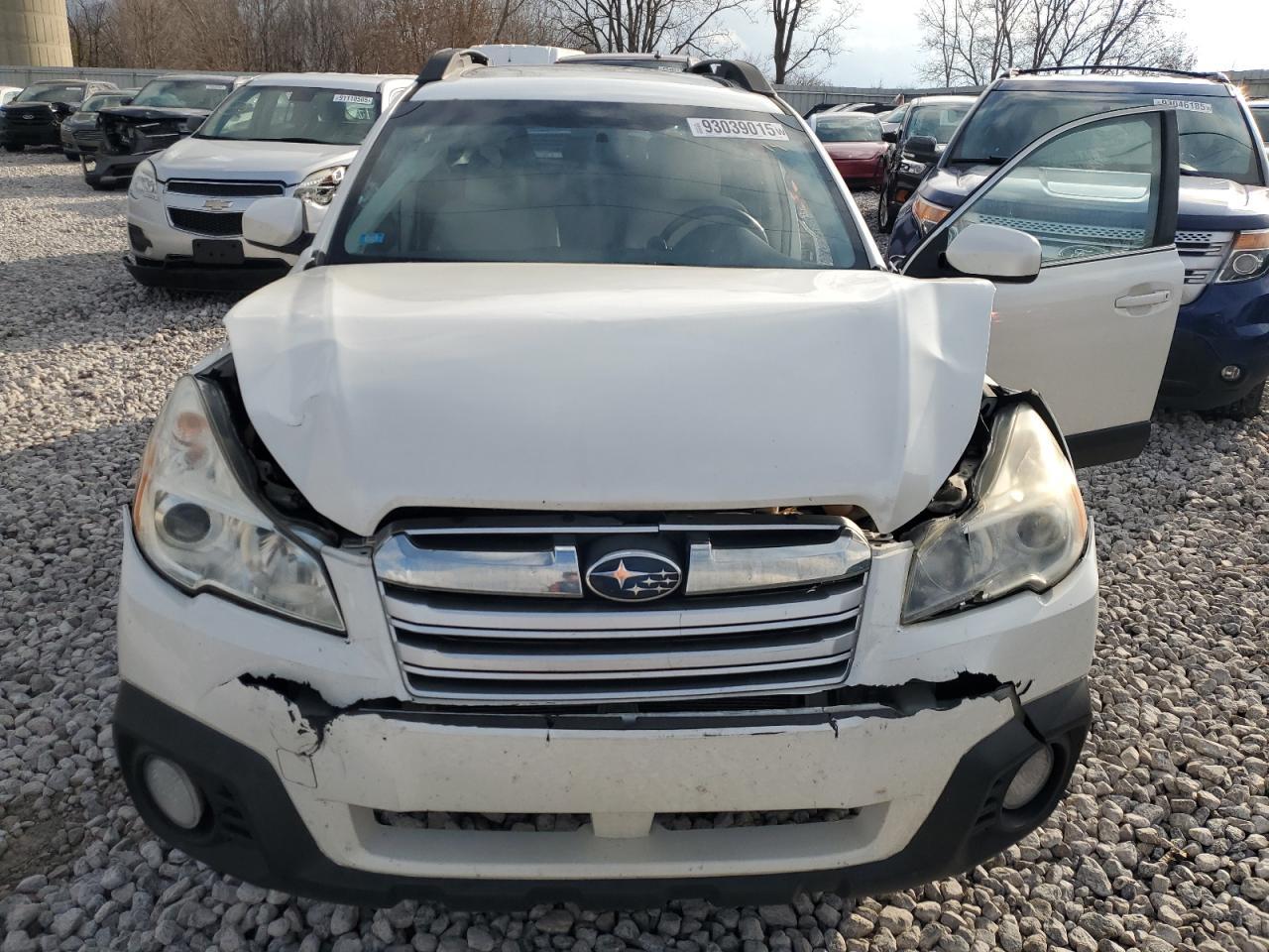 2014 SUBARU Outback