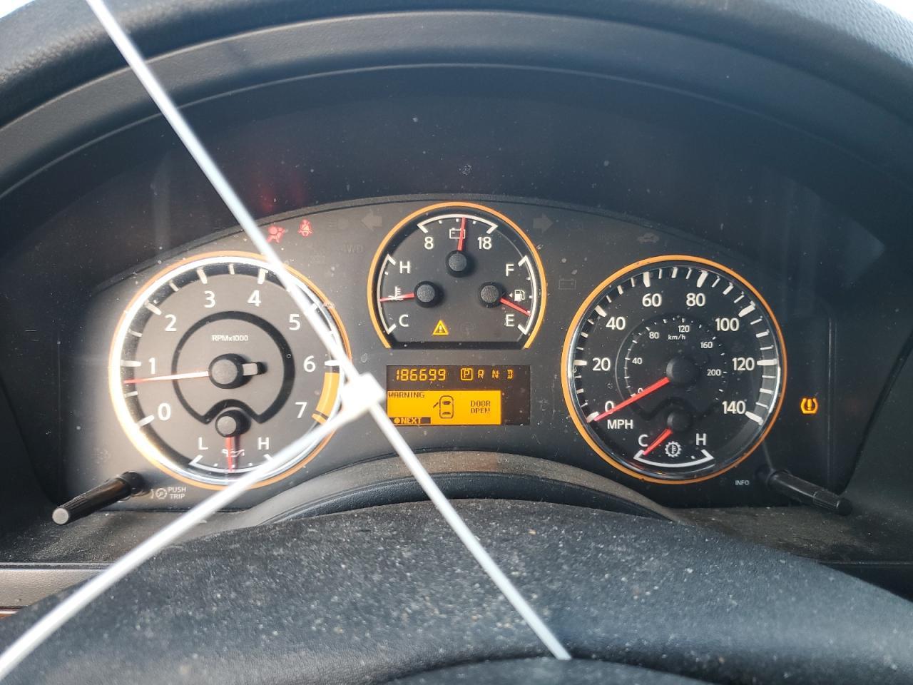2012 NISSAN Armada