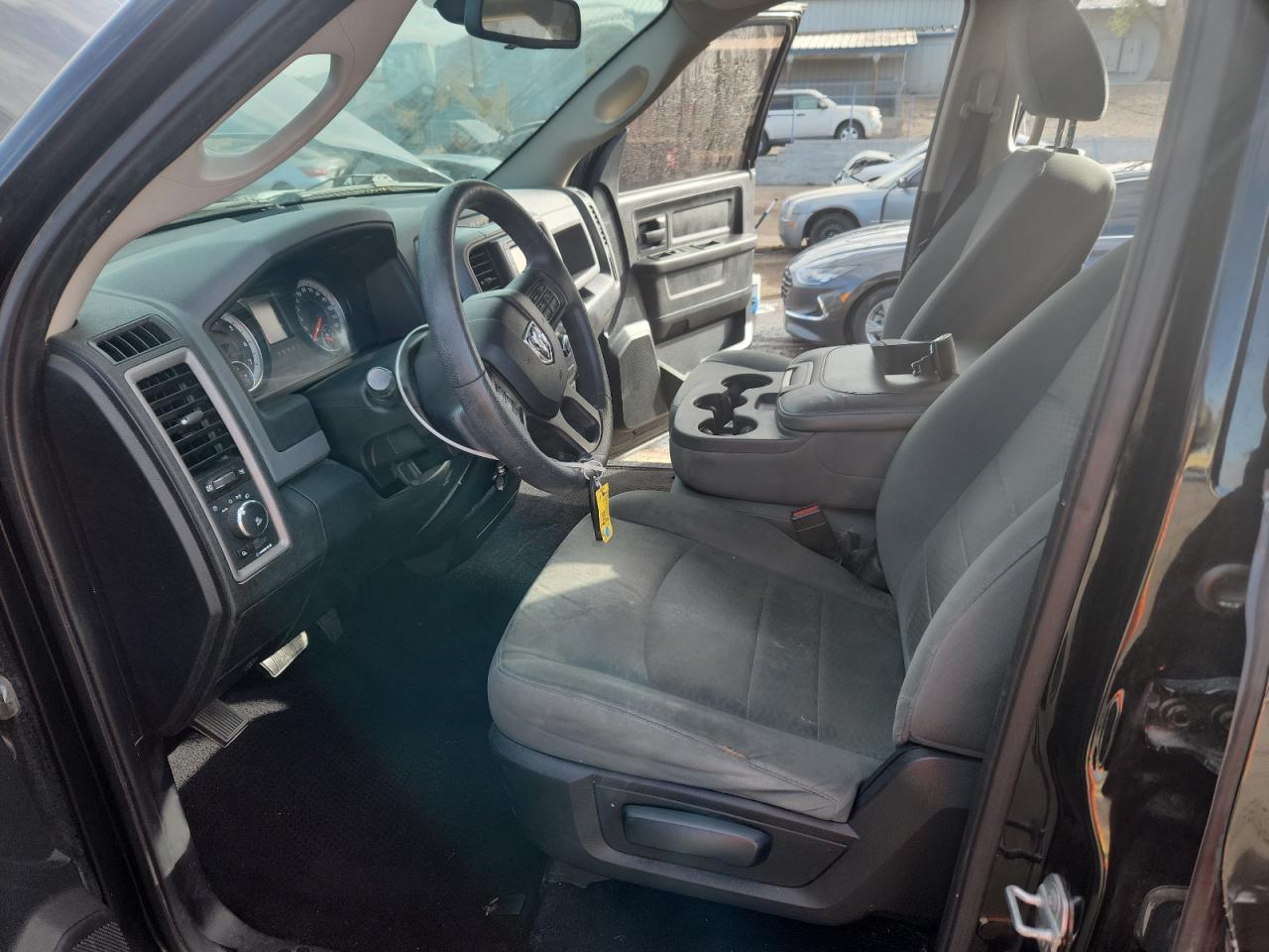 2015 RAM 1500 ST