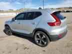 2019 VOLVO XC40