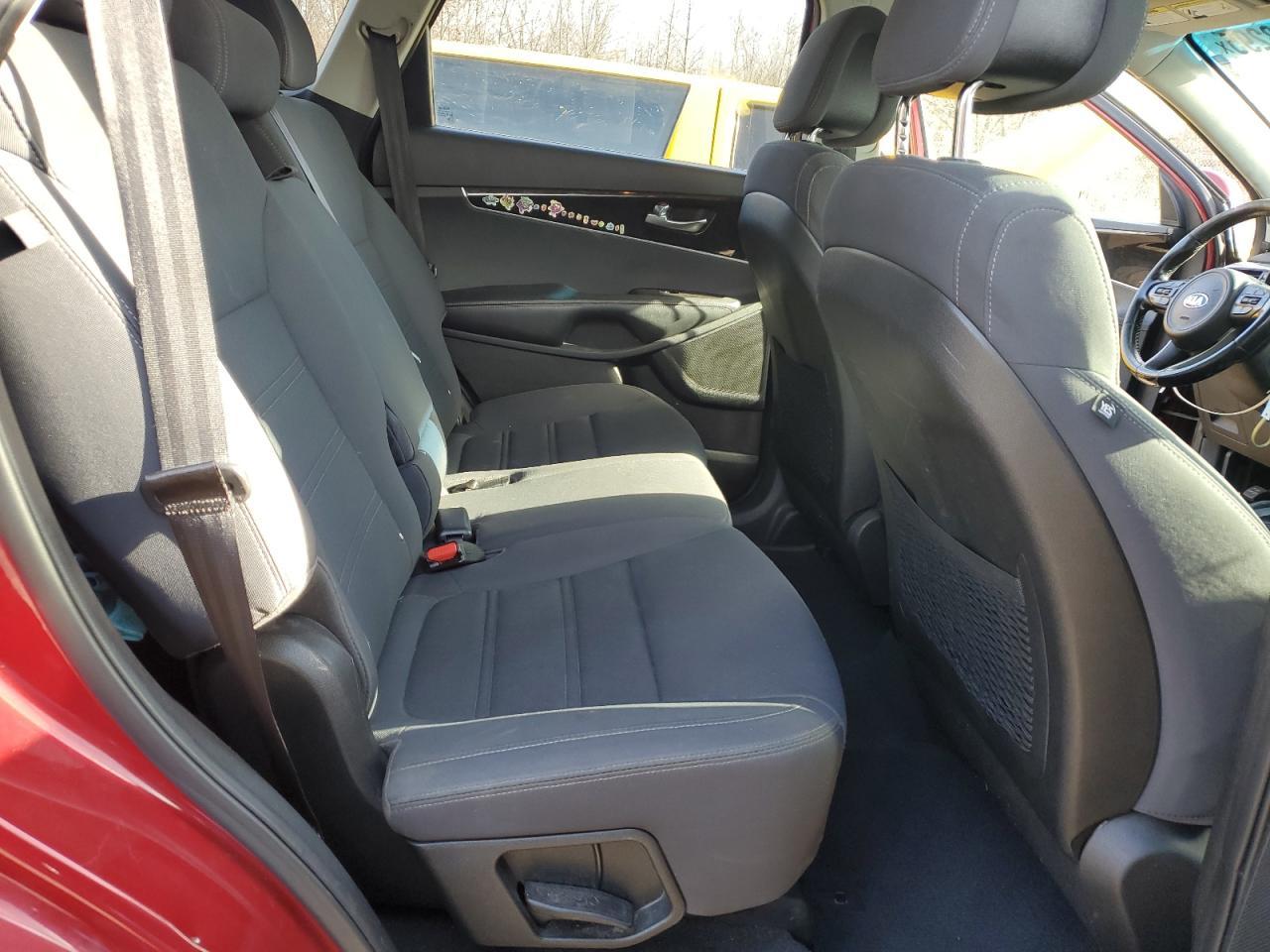 2016 KIA SORENTO