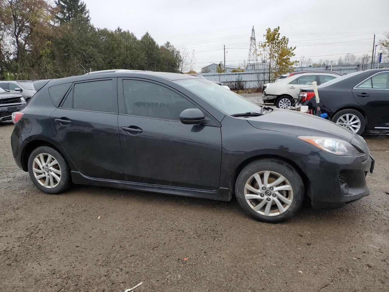 2013 MAZDA 3