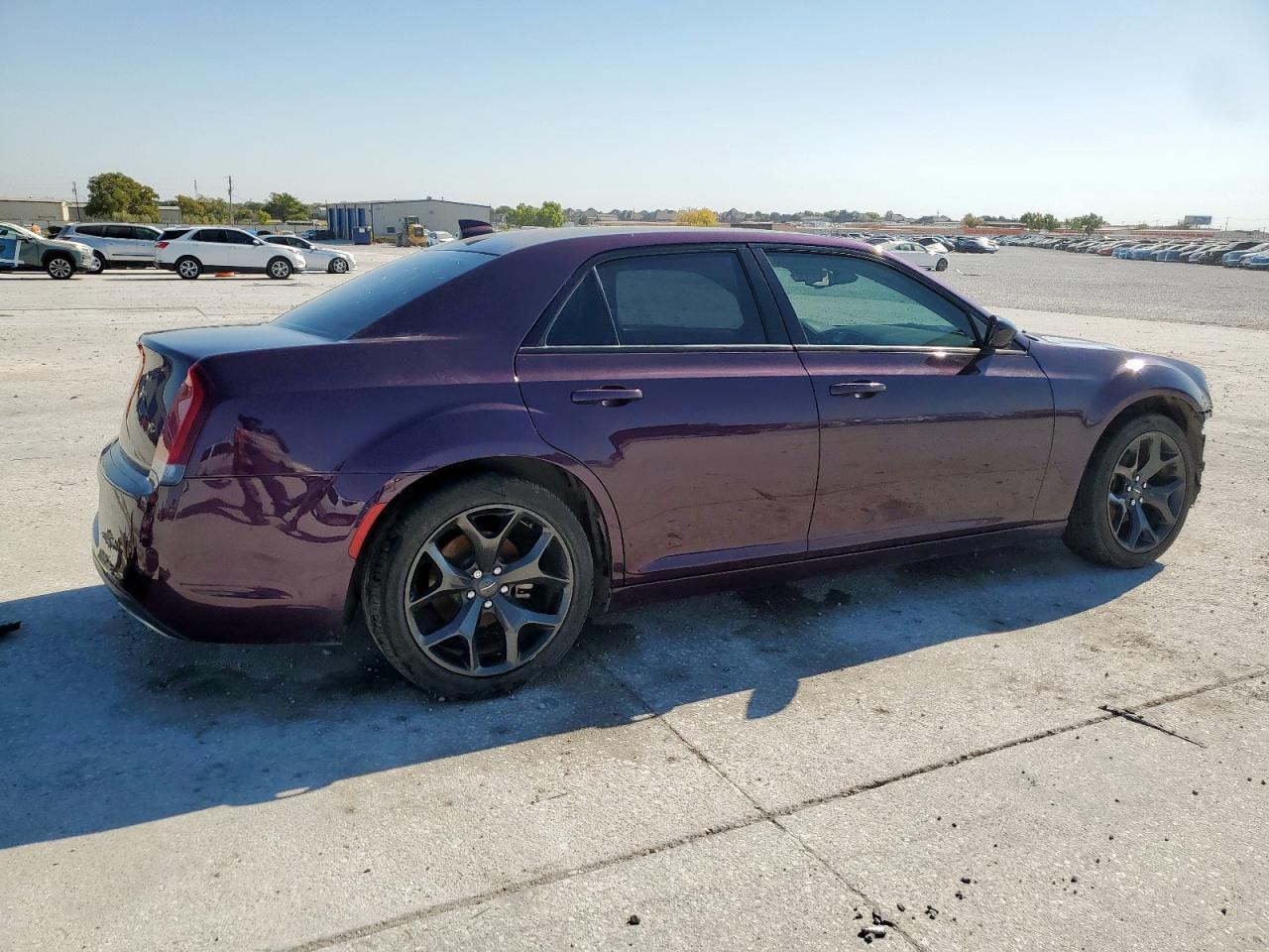 2021 CHRYSLER 300