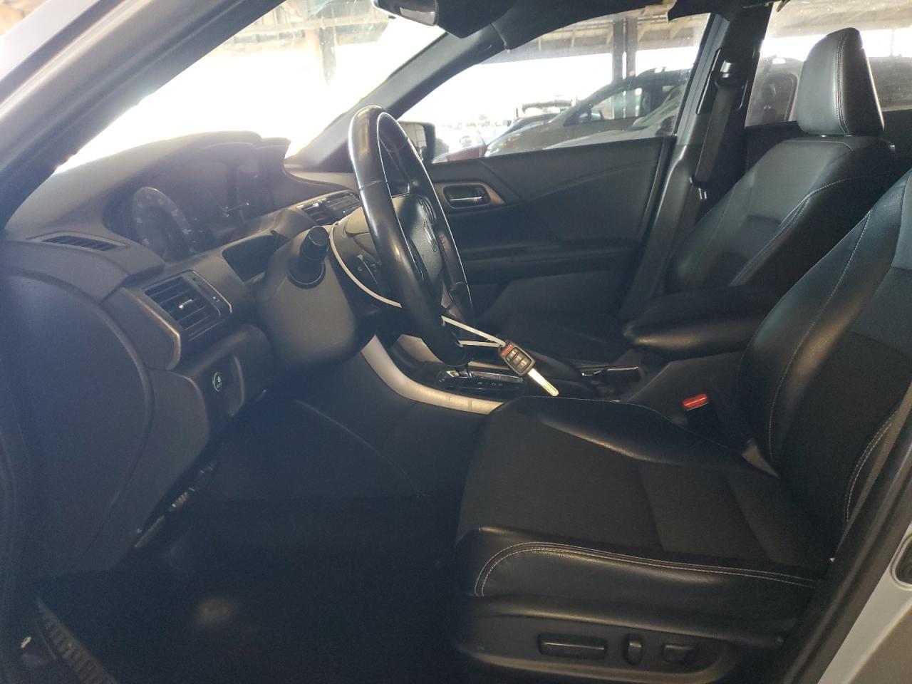 2017 HONDA ACCORD