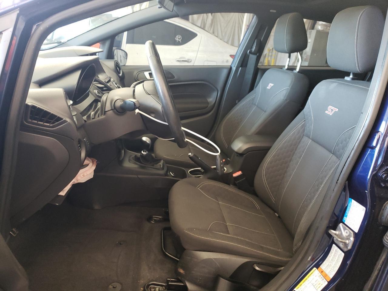 2016 FORD Fiesta