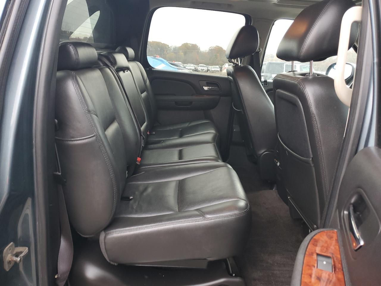 2012 CHEVROLET Avalanche
