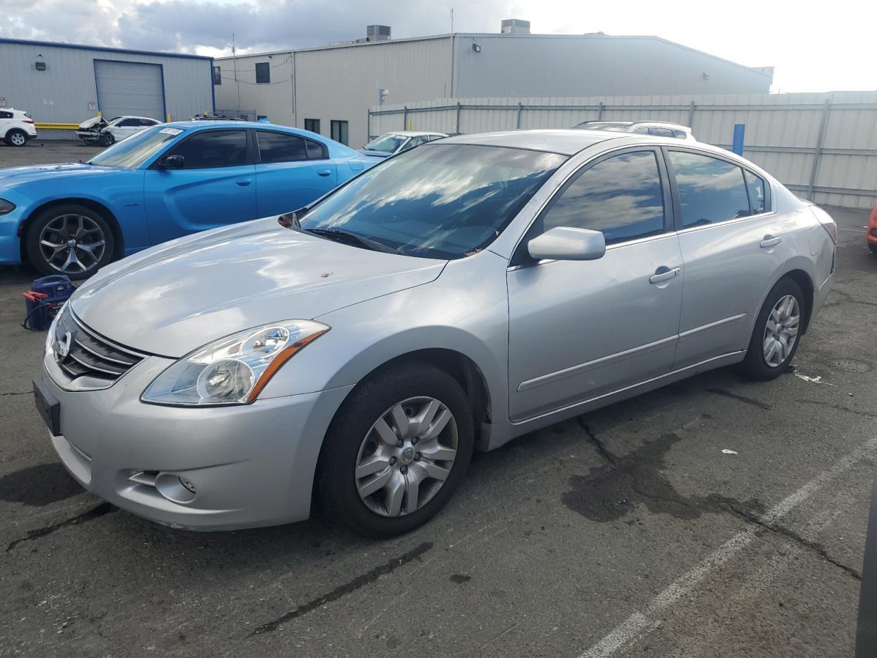 2010 NISSAN ALTIMA