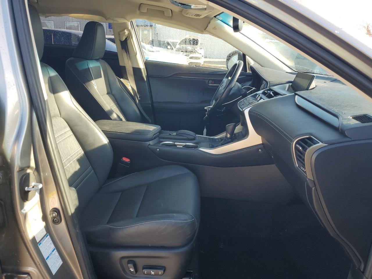2015 LEXUS NX 200T