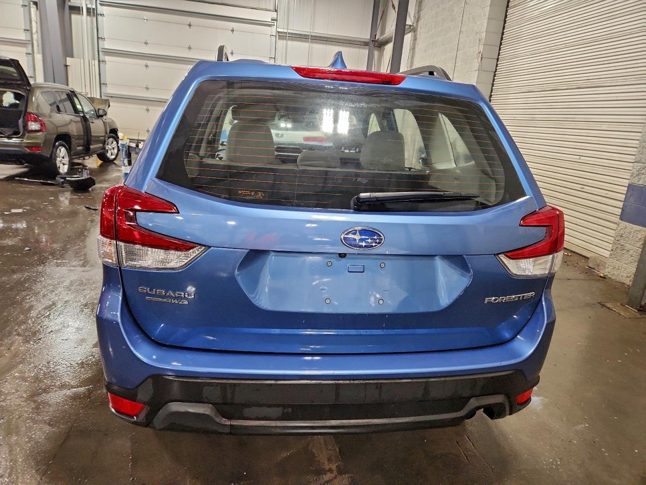 2022 SUBARU FORESTER