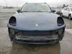 2016 PORSCHE Macan