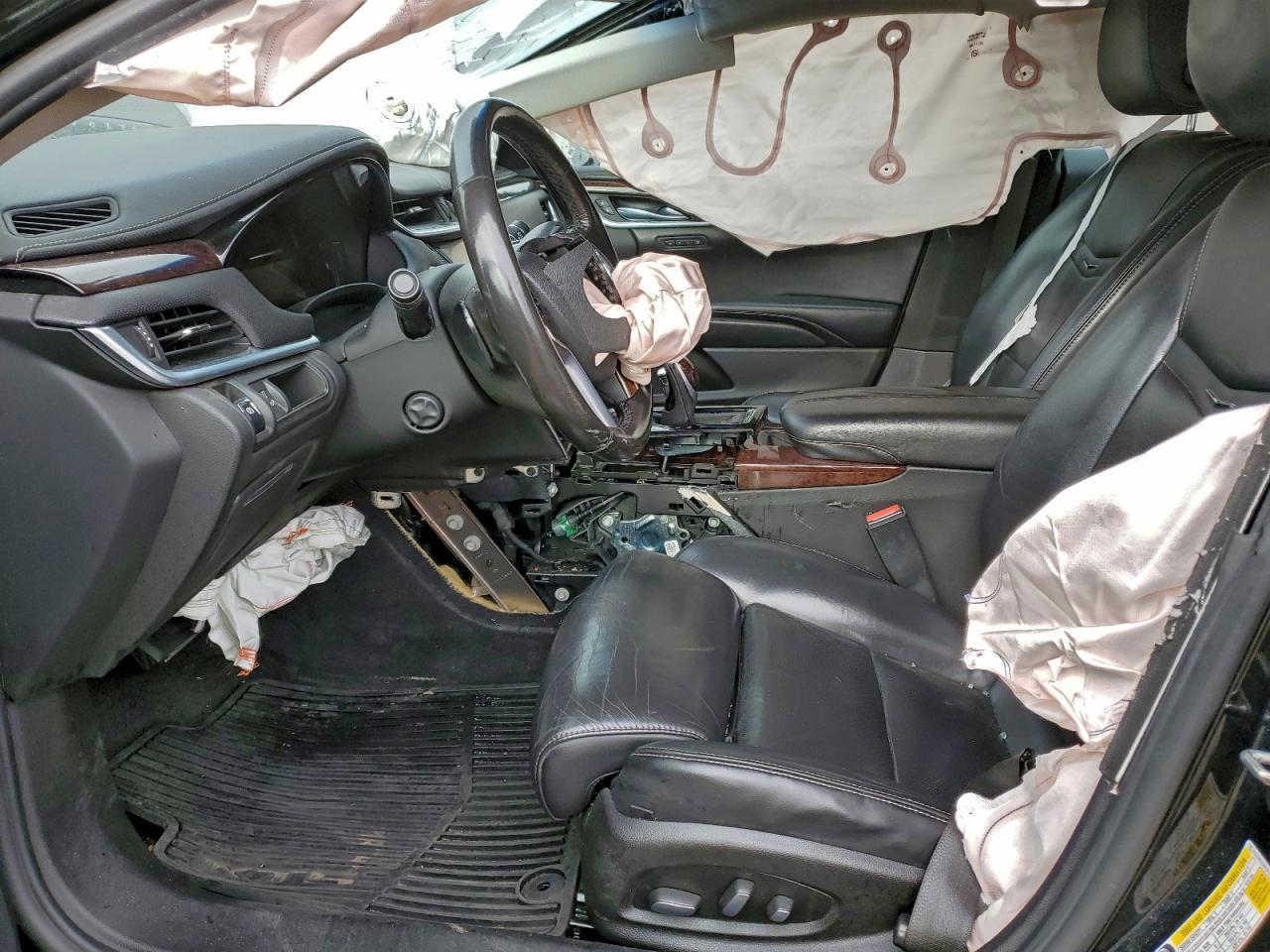 2014 CADILLAC XTS