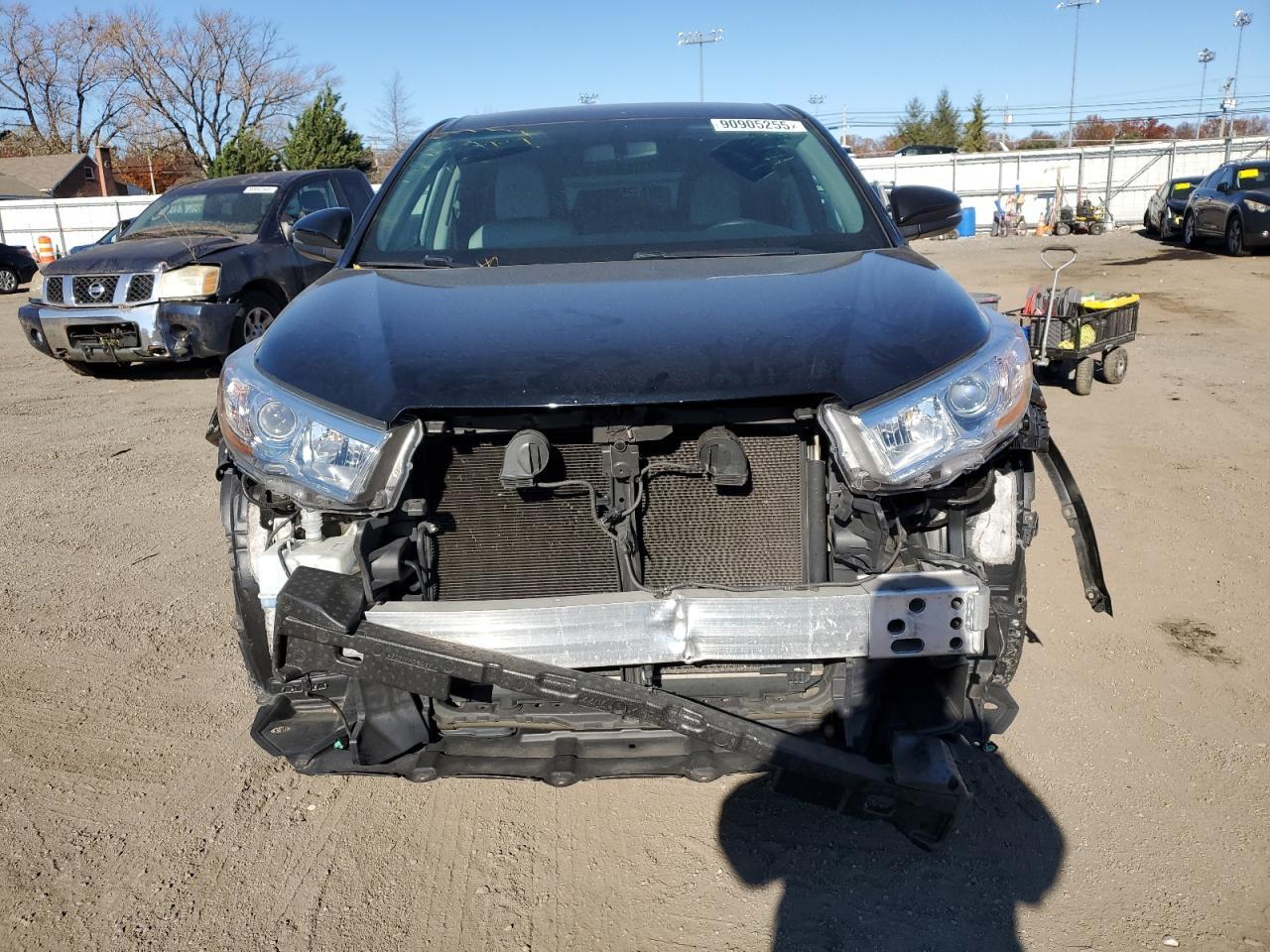 2016 TOYOTA HIGHLANDER