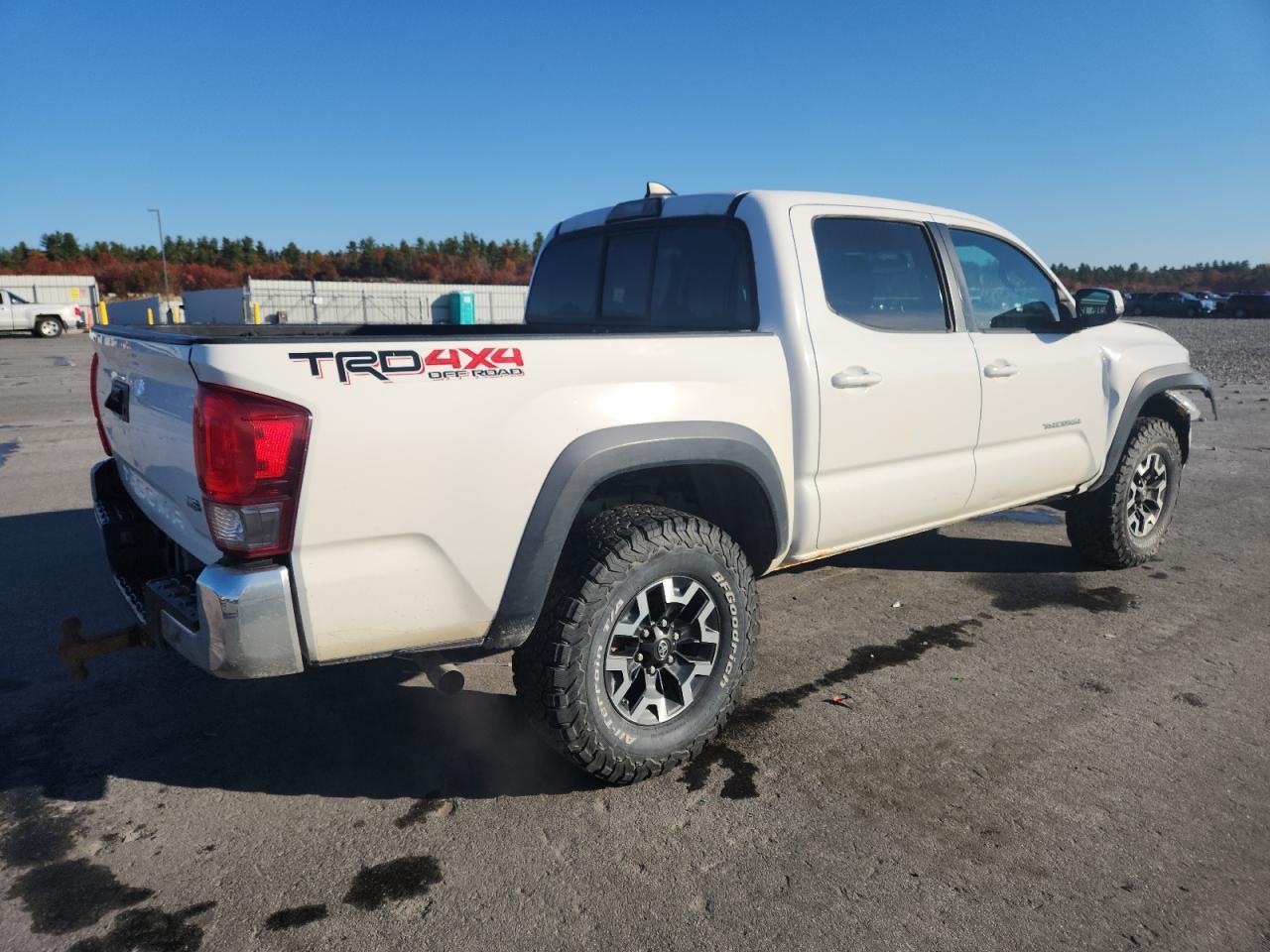 2016 TOYOTA TACOMA