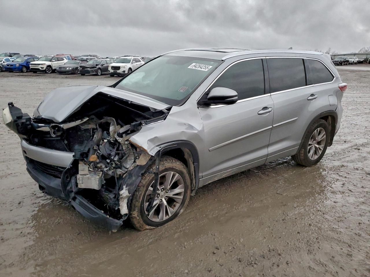 2015 TOYOTA HIGHLANDER