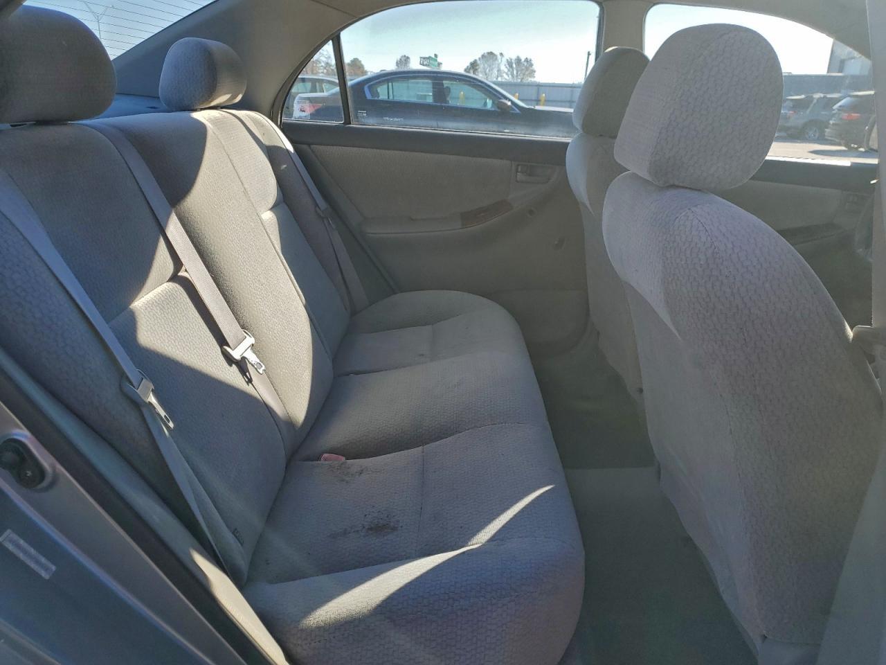 2004 TOYOTA COROLLA