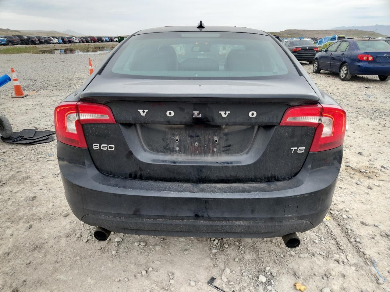 2012 VOLVO S60