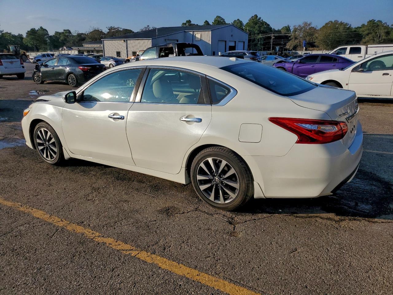 2016 NISSAN ALTIMA
