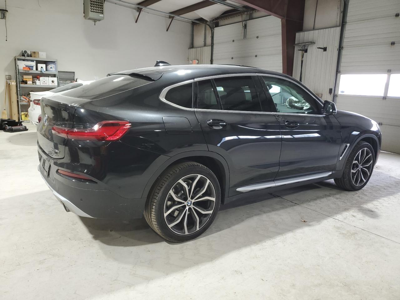 2021 BMW X4