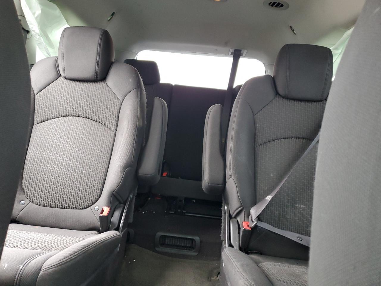 2010 CHEVROLET TRAVERSE