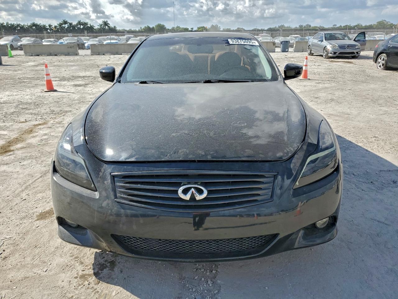 2014 INFINITI Q60