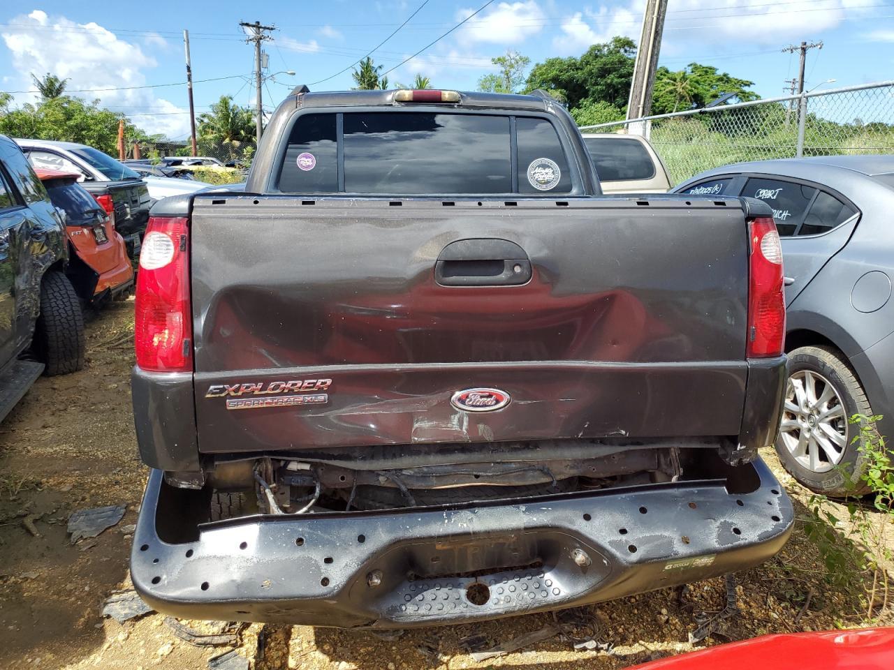 2005 FORD Explorer Sport Trac