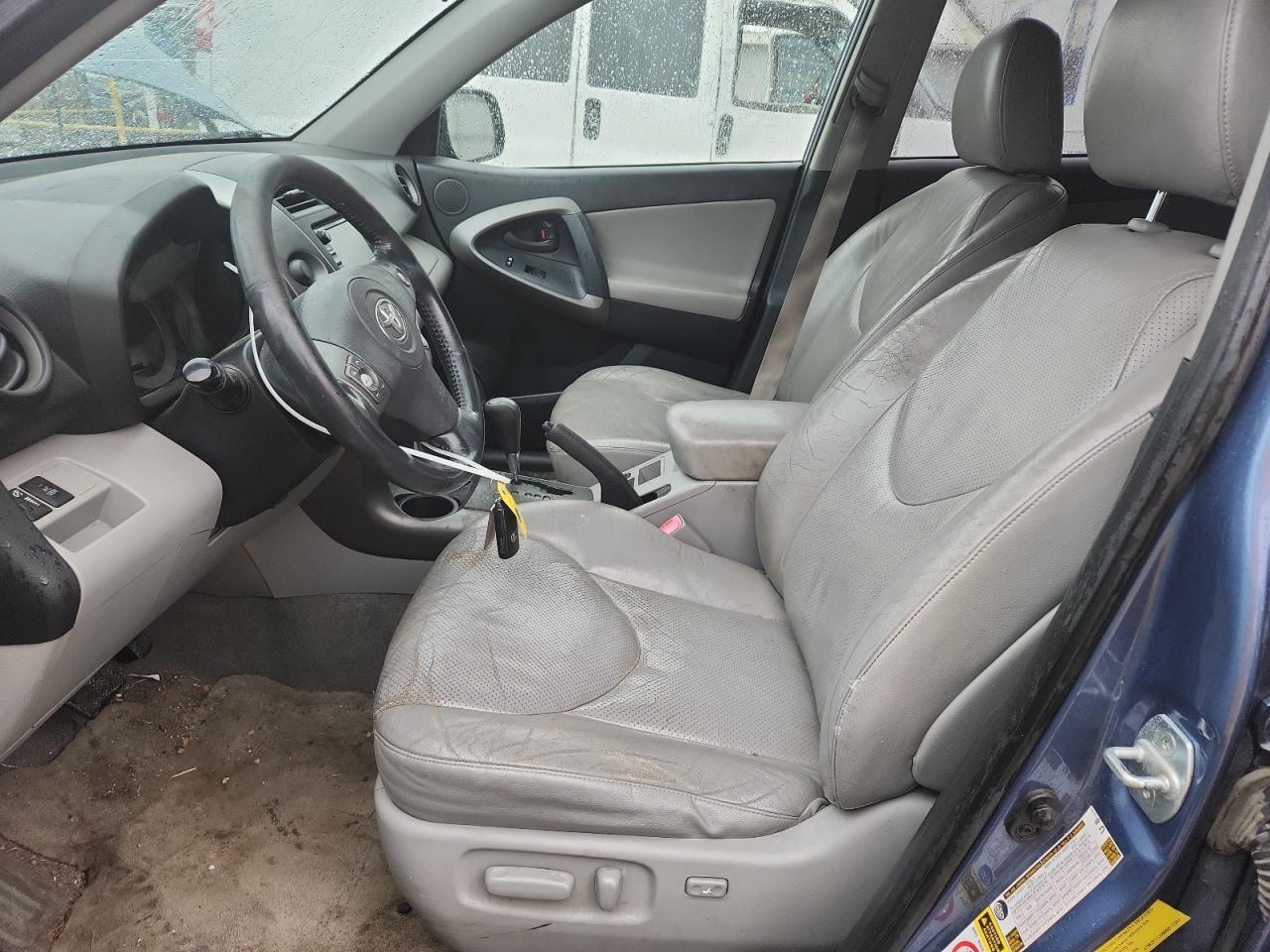 2009 TOYOTA RAV4