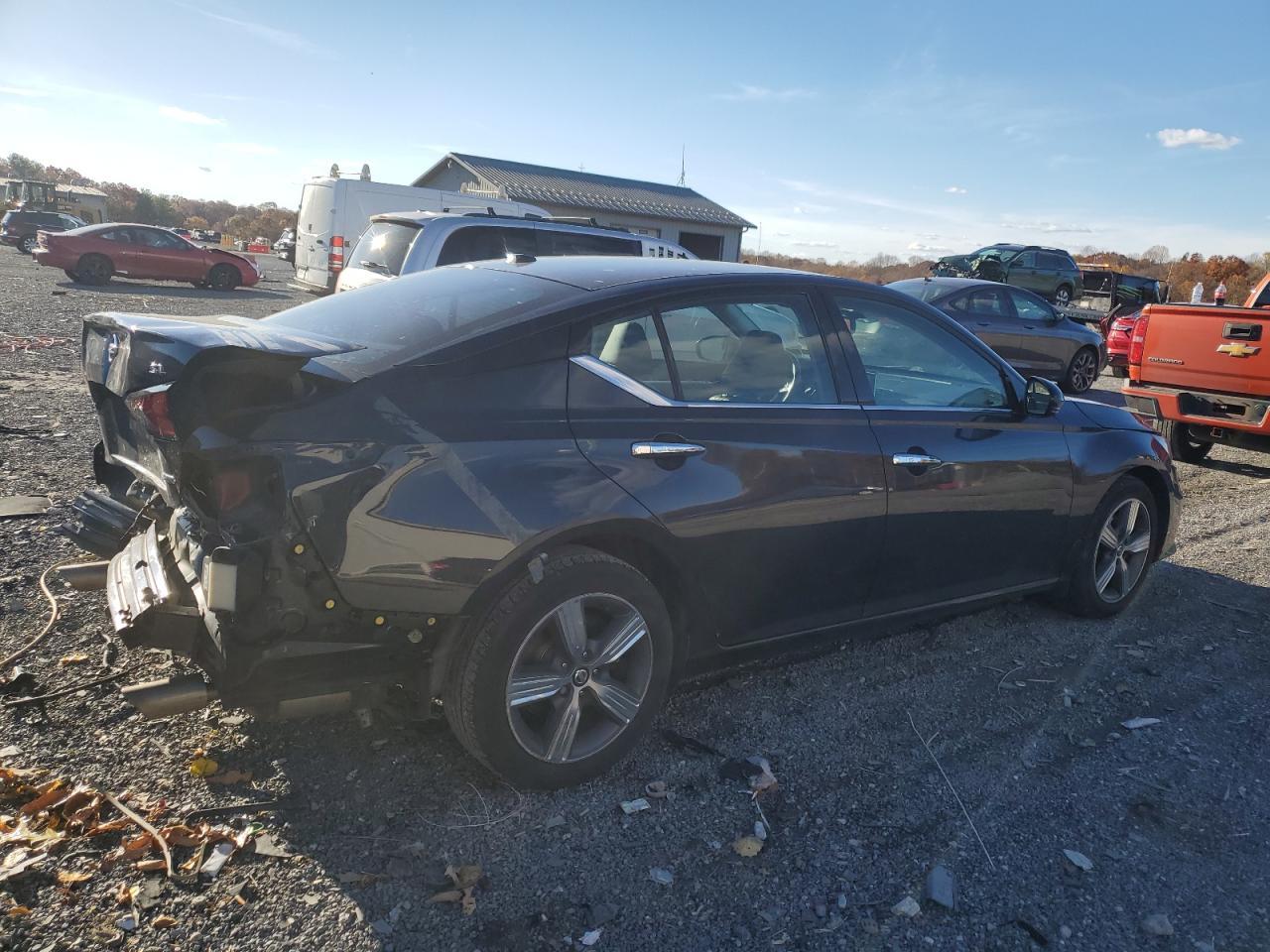 2019 NISSAN ALTIMA