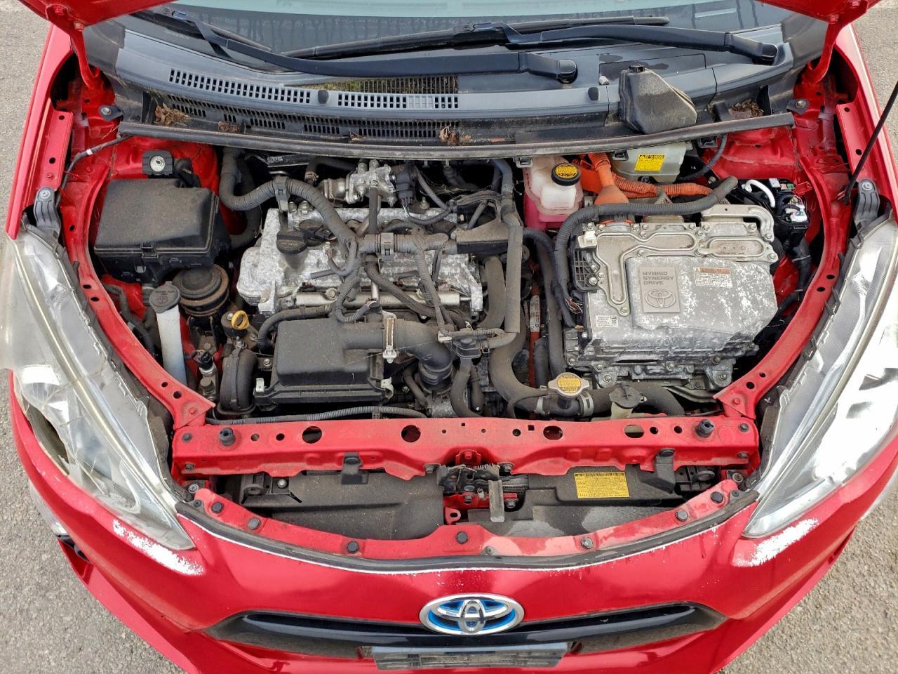 2015 TOYOTA Prius c