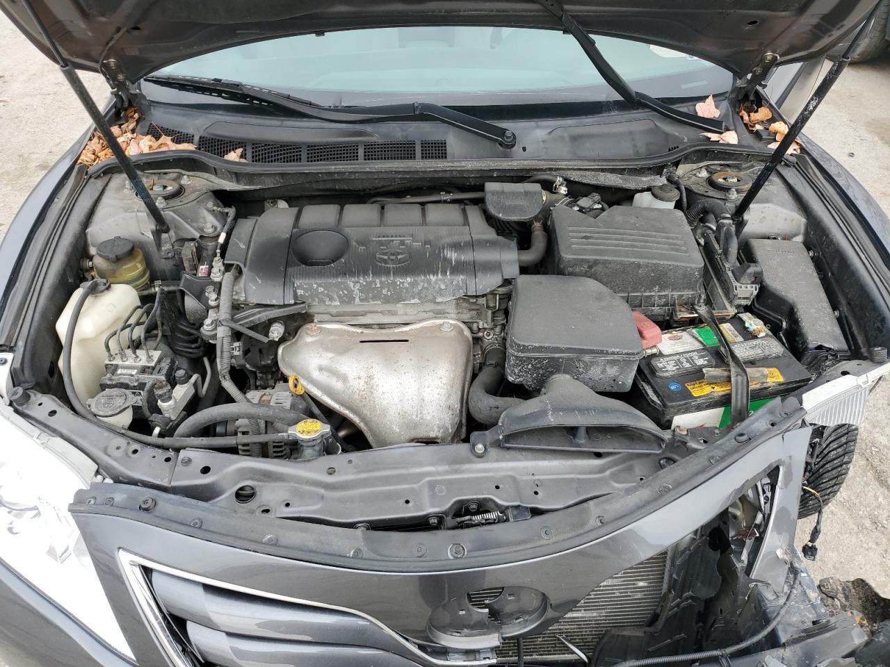 2011 TOYOTA CAMRY