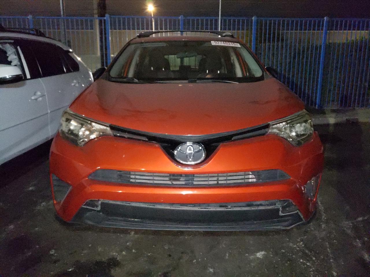 2016 TOYOTA RAV4