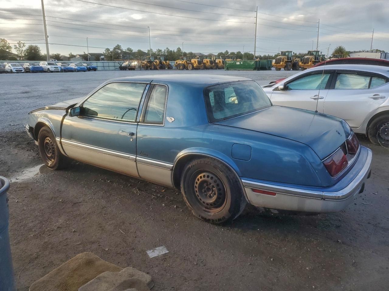 1993 BUICK Riviera