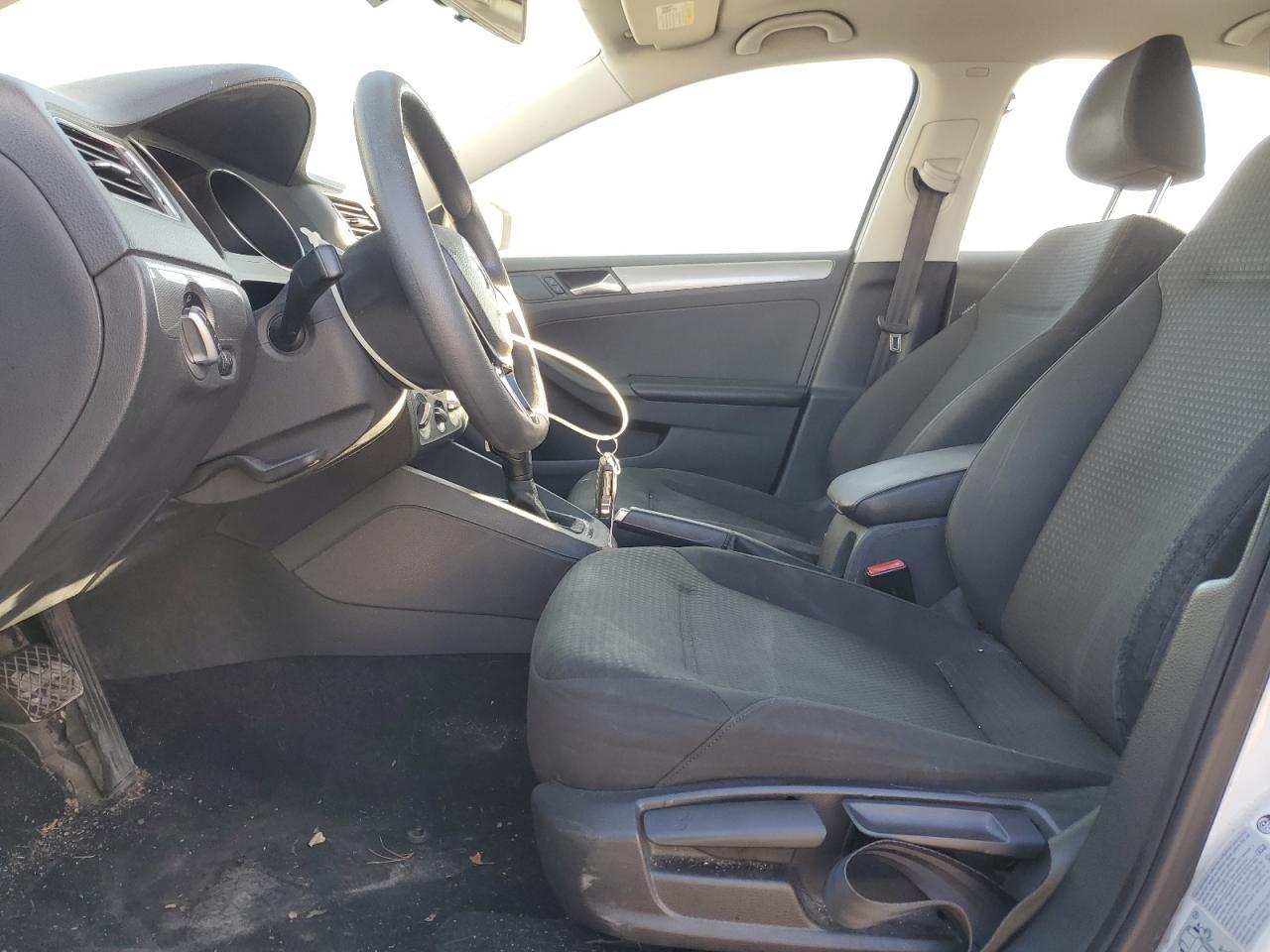 2015 VOLKSWAGEN JETTA