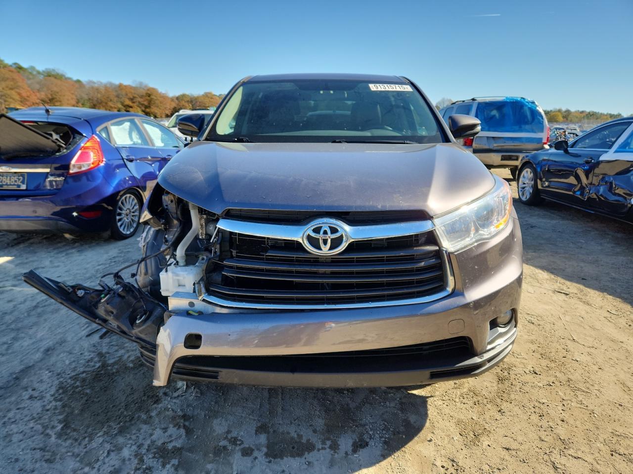 2016 TOYOTA HIGHLANDER