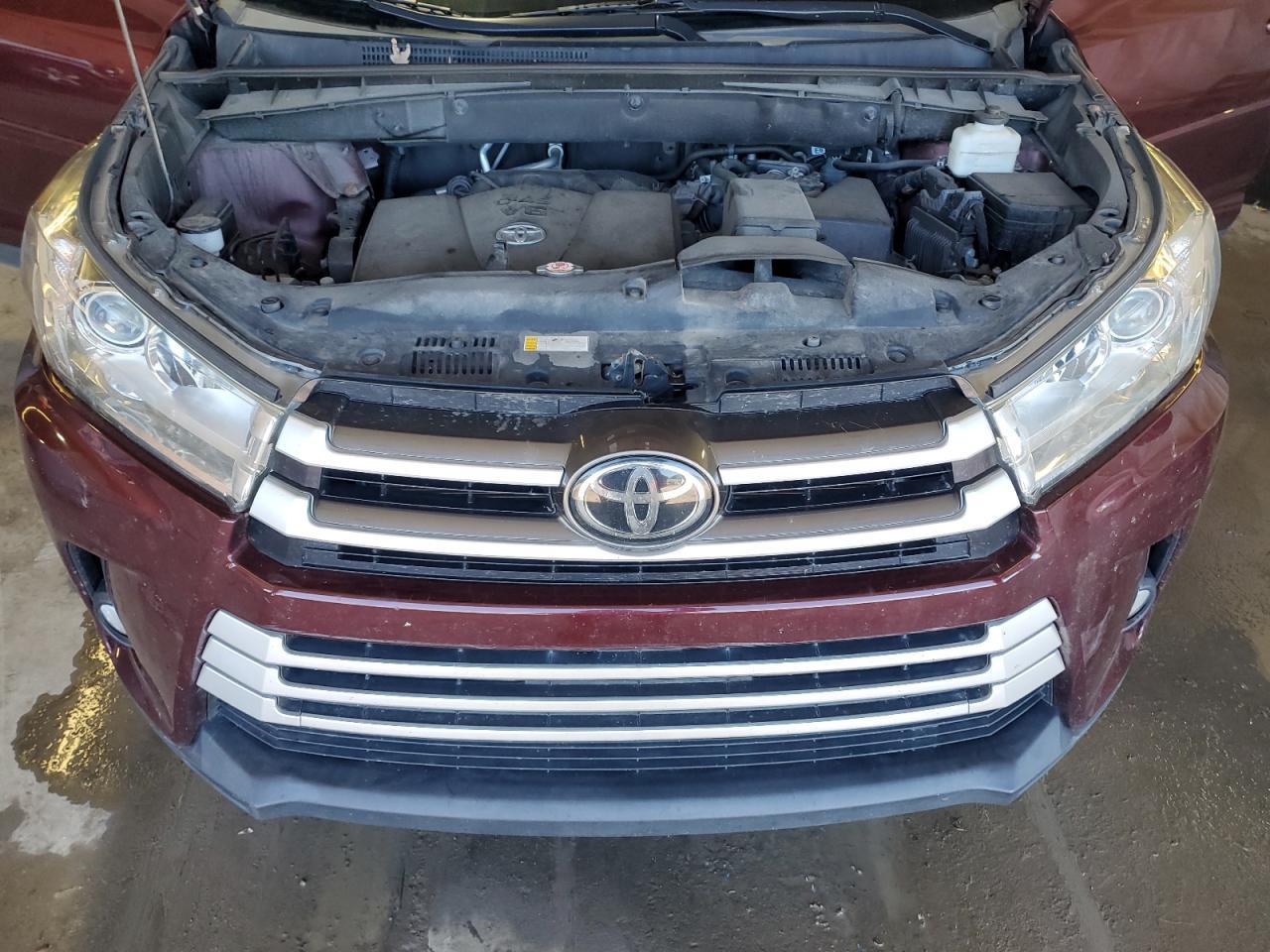 2019 TOYOTA HIGHLANDER