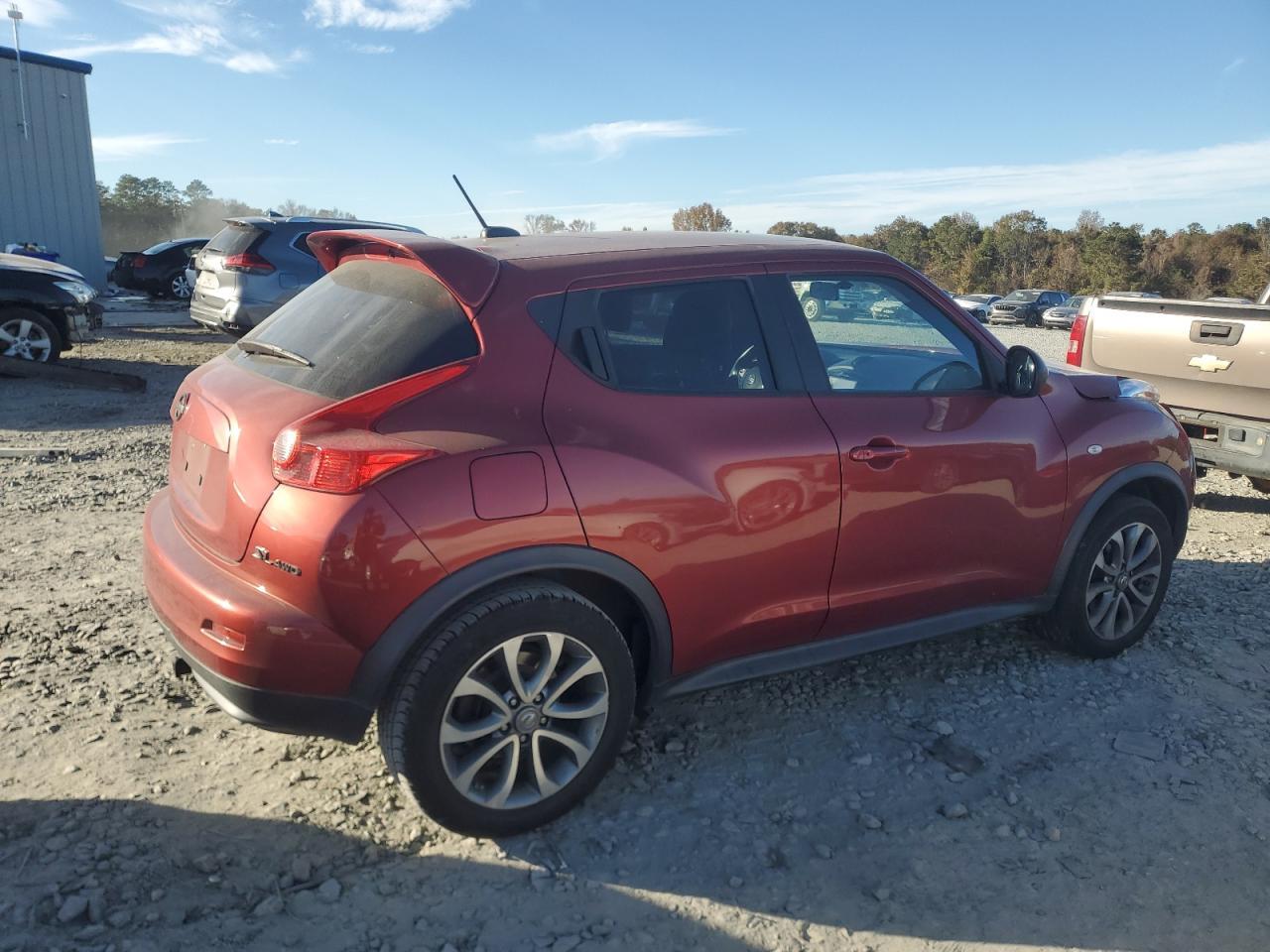 2011 NISSAN Juke