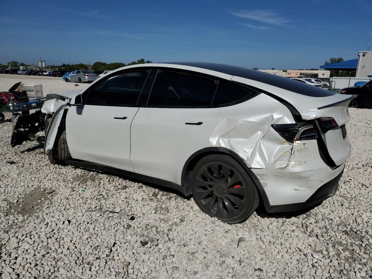 2022 TESLA MODEL Y