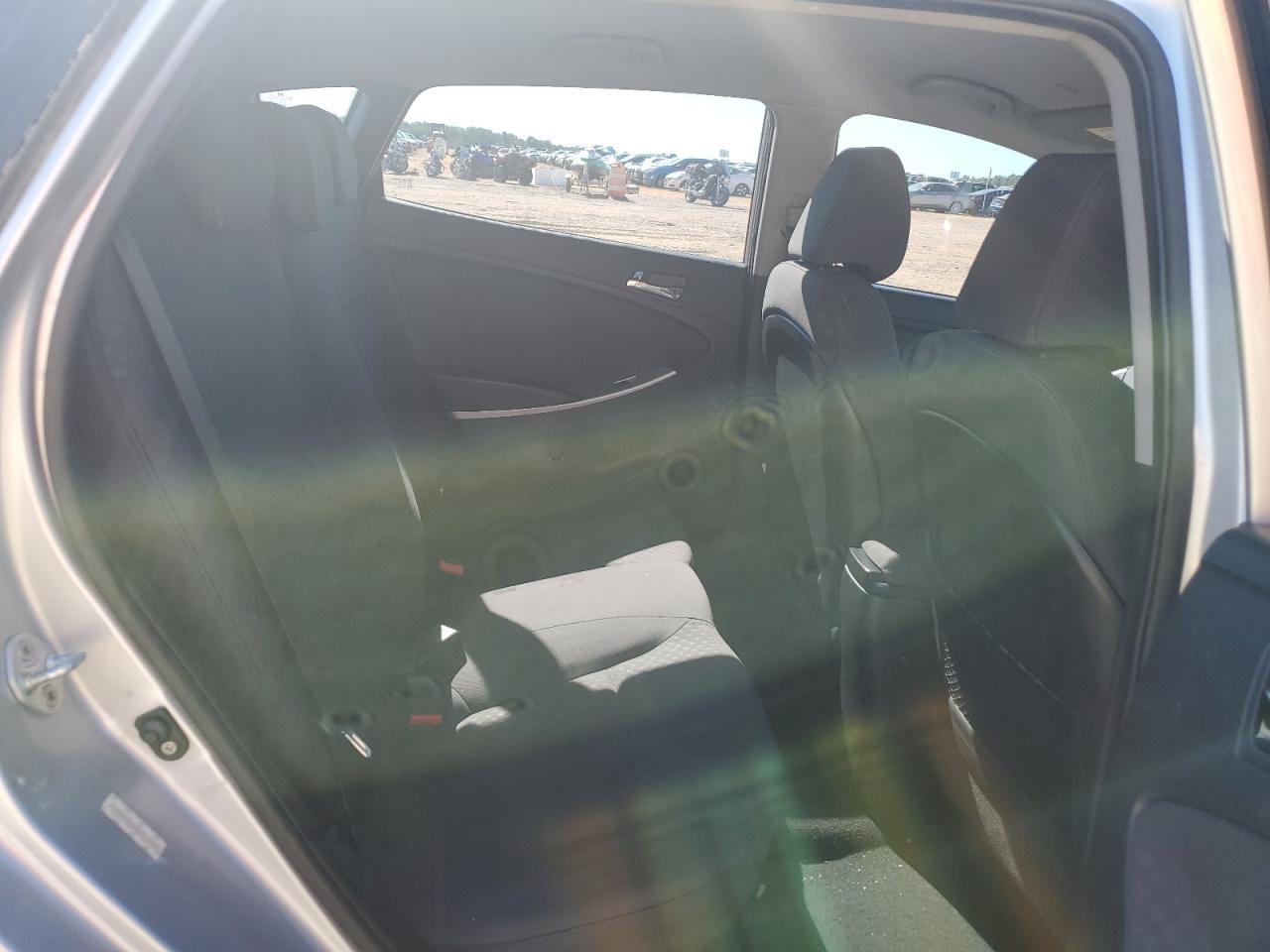 2012 HYUNDAI ACCENT