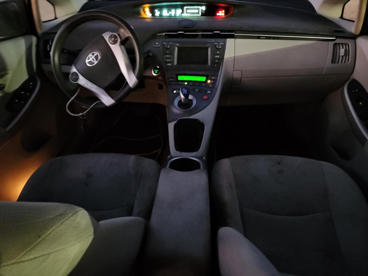 2014 TOYOTA PRIUS