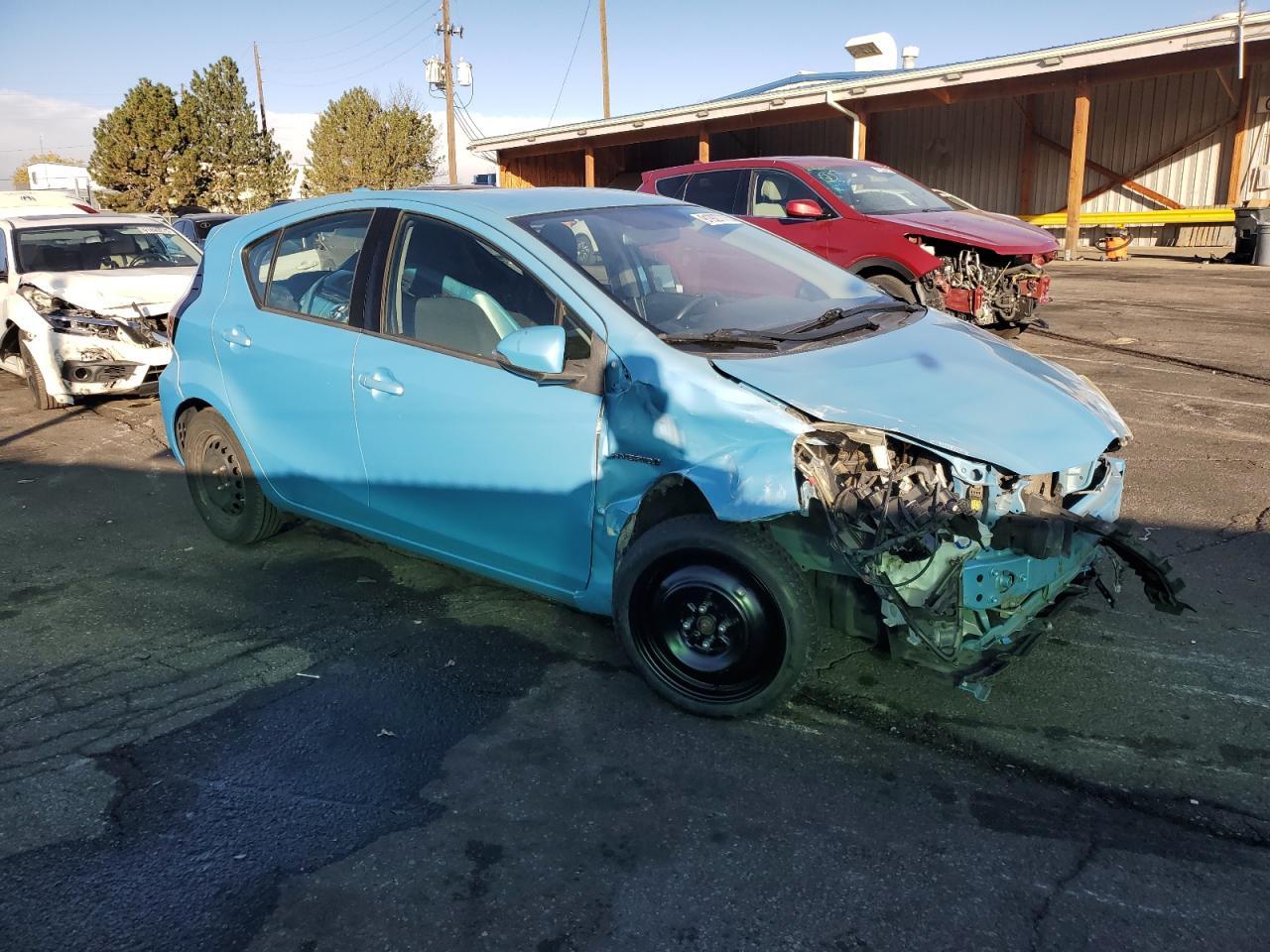 2015 TOYOTA Prius c