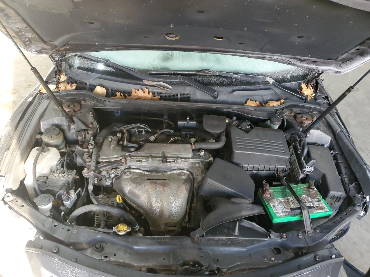 2010 TOYOTA CAMRY