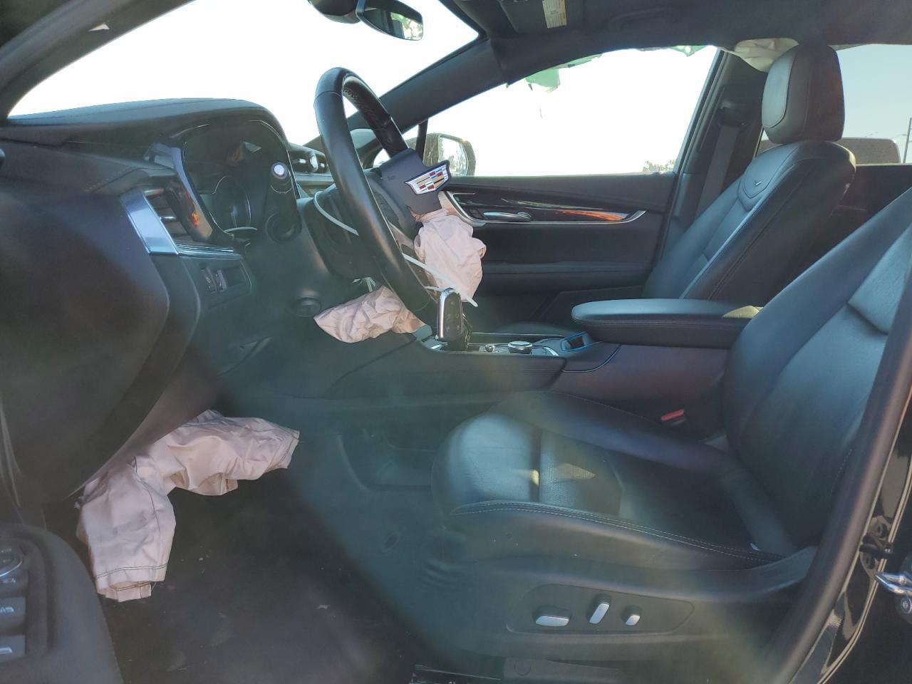 2023 CADILLAC XT5