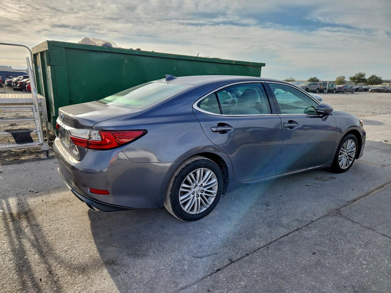 2017 LEXUS ES 350