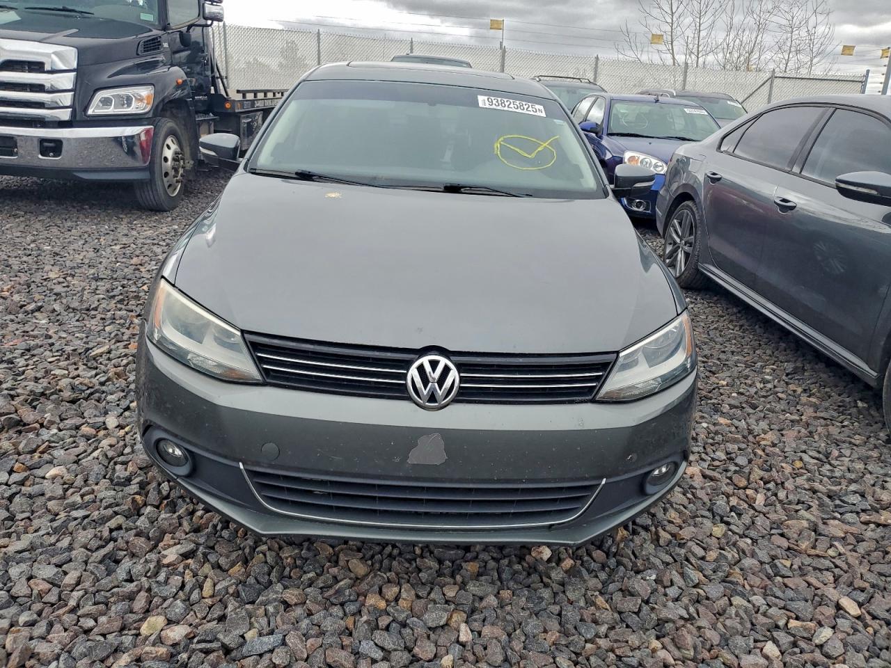 2012 VOLKSWAGEN JETTA
