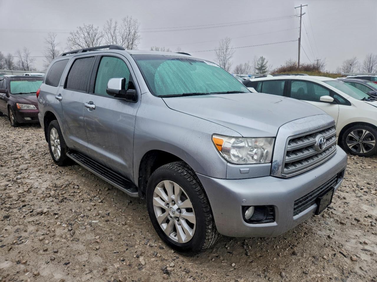 2011 TOYOTA Sequoia