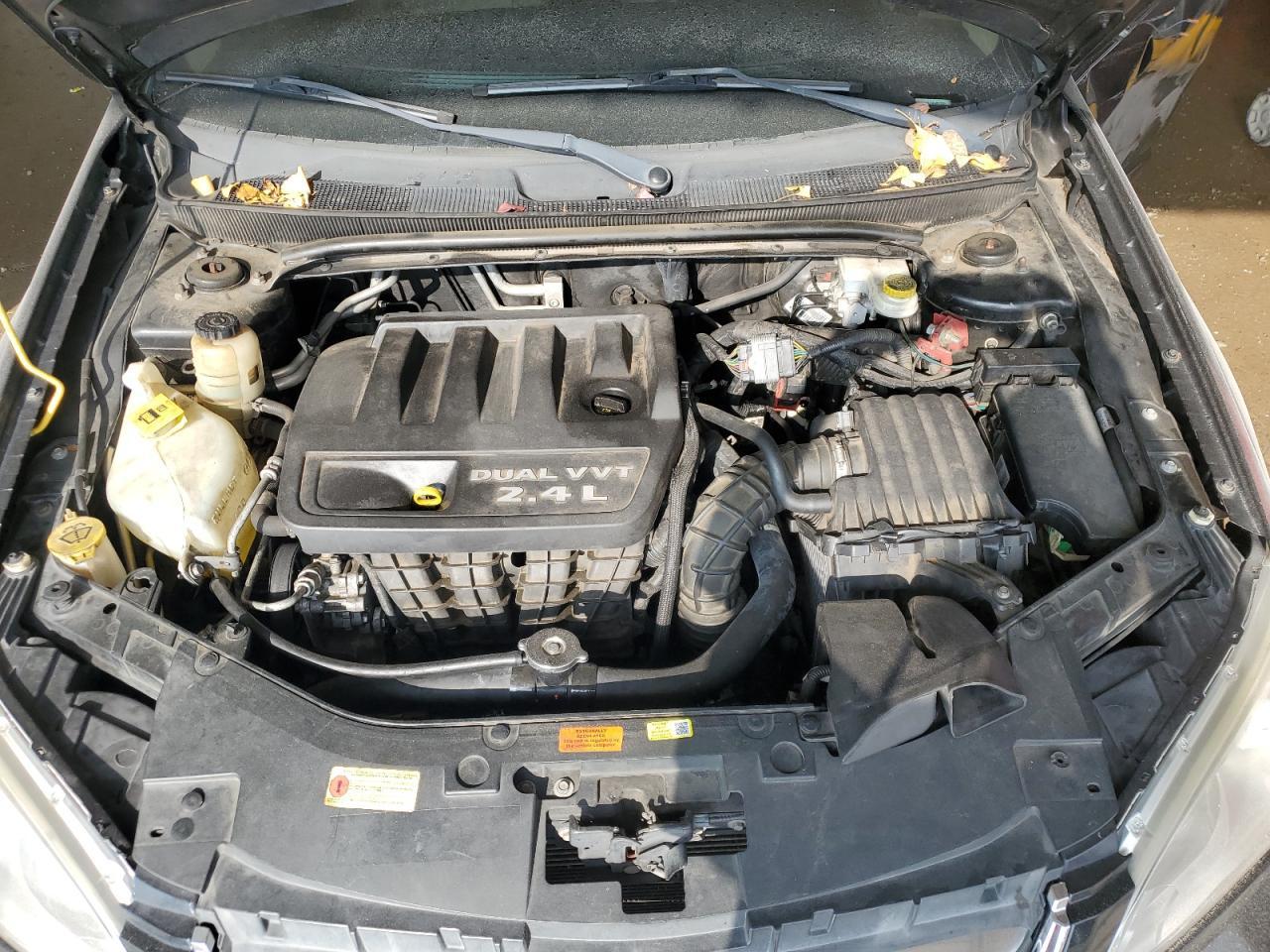 2013 CHRYSLER 200
