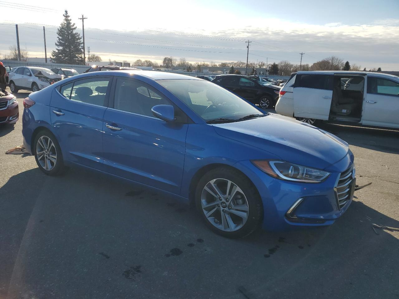 2017 HYUNDAI ELANTRA