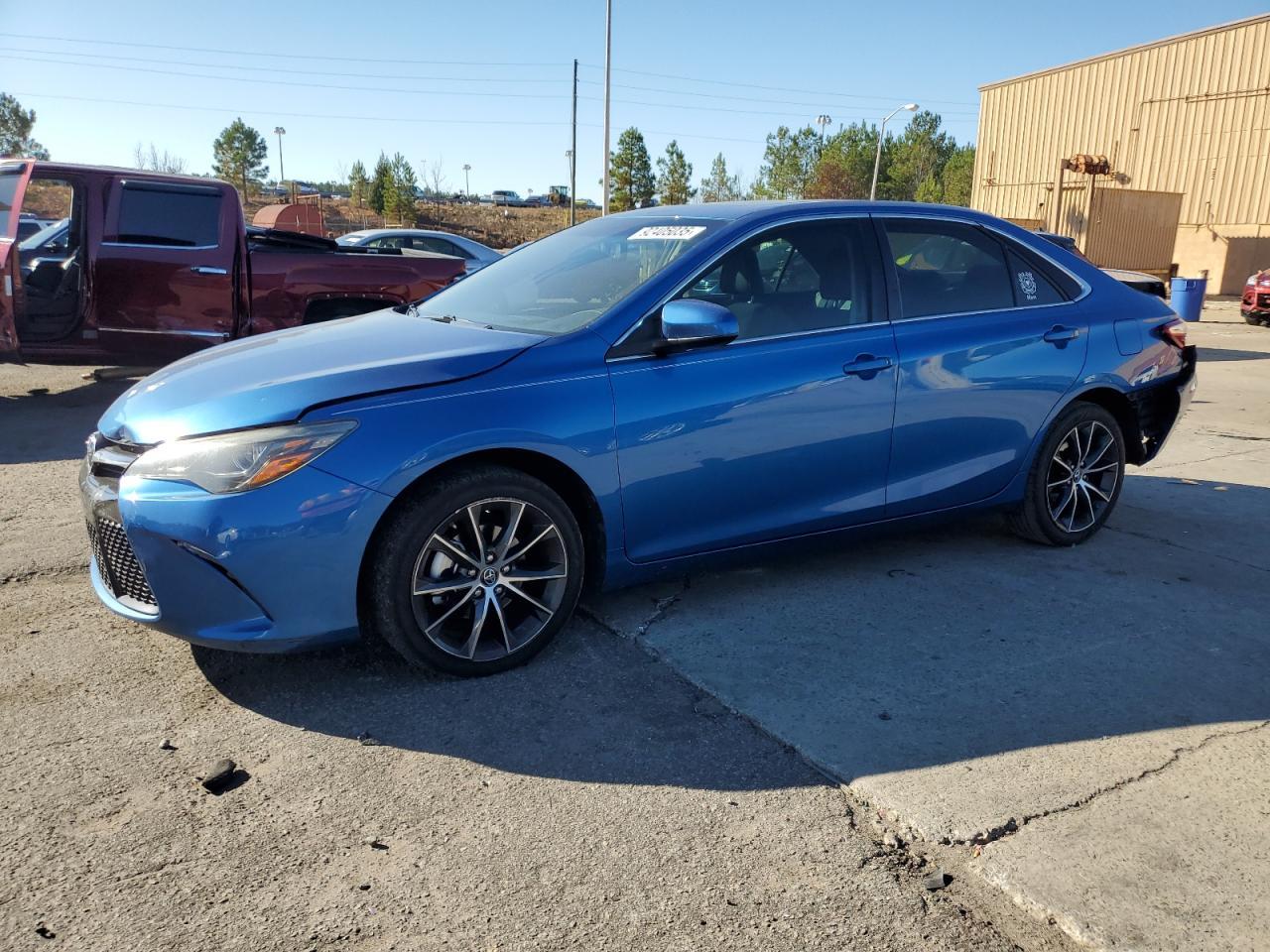 2017 TOYOTA CAMRY