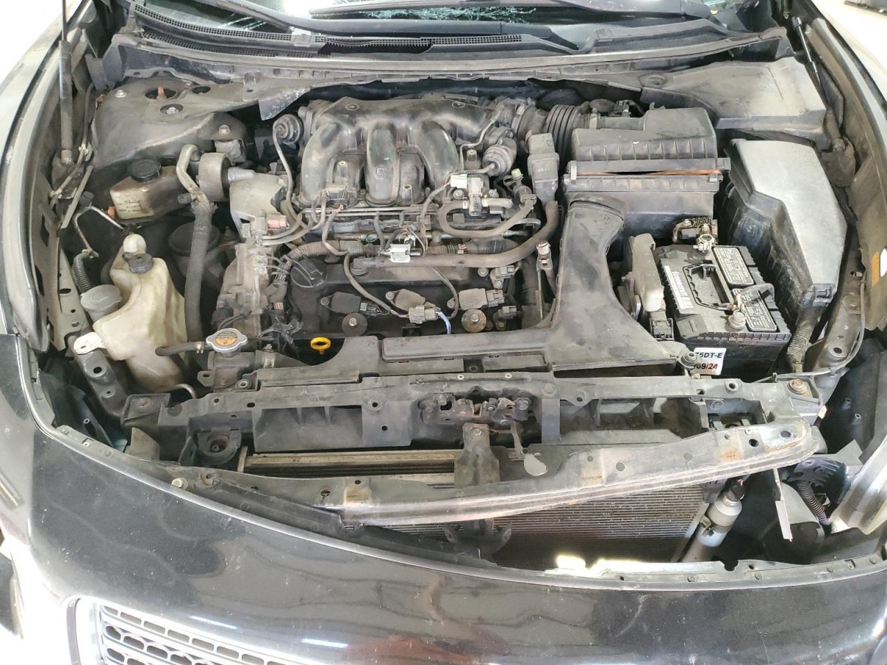 2011 NISSAN Maxima