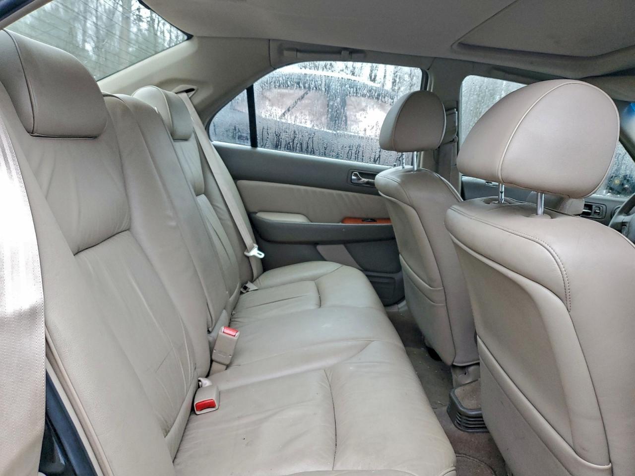 2004 ACURA RL