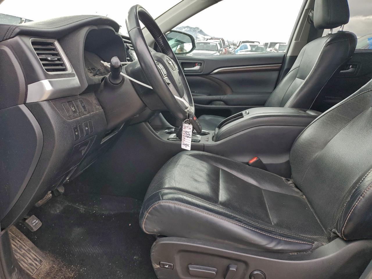 2015 TOYOTA HIGHLANDER